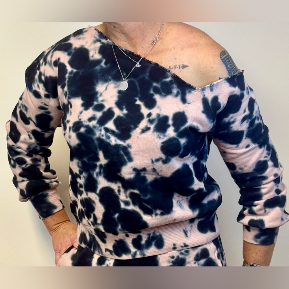 525 America Off-Shoulder Quartz Multi Drip Tie-Dye Sweatshirt - NWT